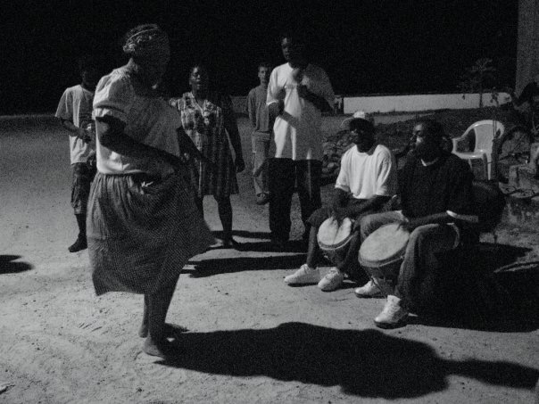 1913571_372972585787_1817840_n