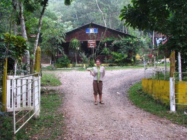 1913571_374738390787_3136373_n